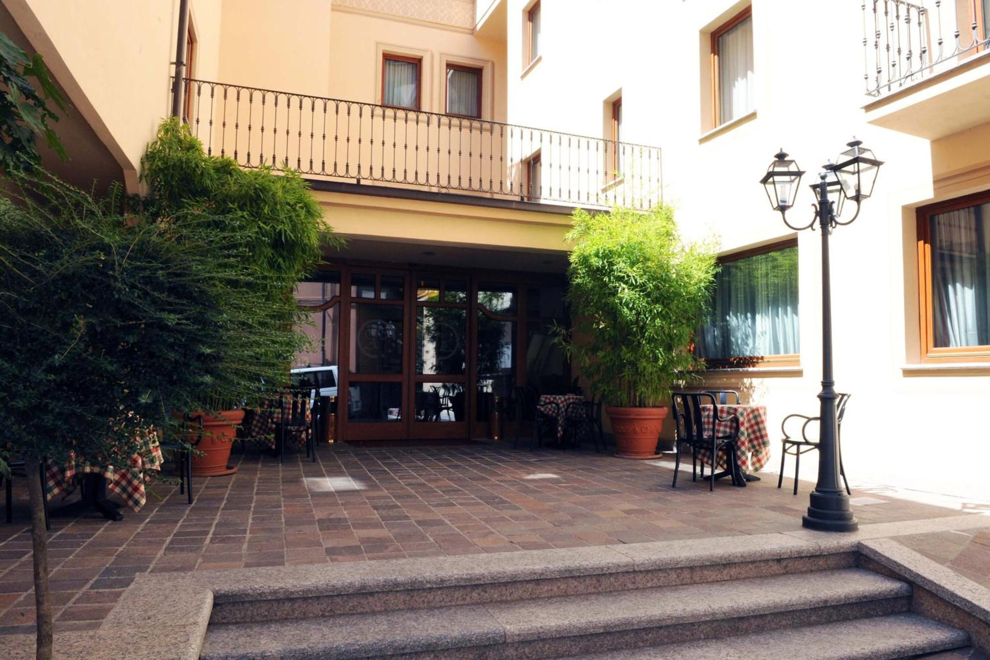 Hotel Acqui & Centro Benessere Acqui Terme Eksteriør bilde