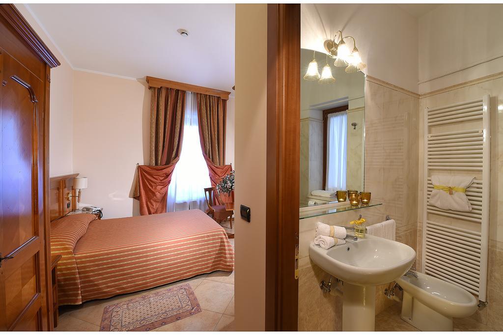 Hotel Acqui & Centro Benessere Acqui Terme Rom bilde