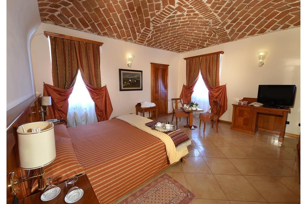 Hotel Acqui & Centro Benessere Acqui Terme Eksteriør bilde