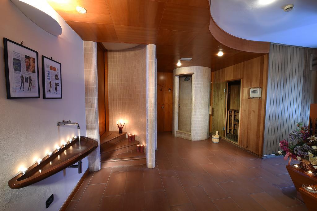 Hotel Acqui & Centro Benessere Acqui Terme Eksteriør bilde