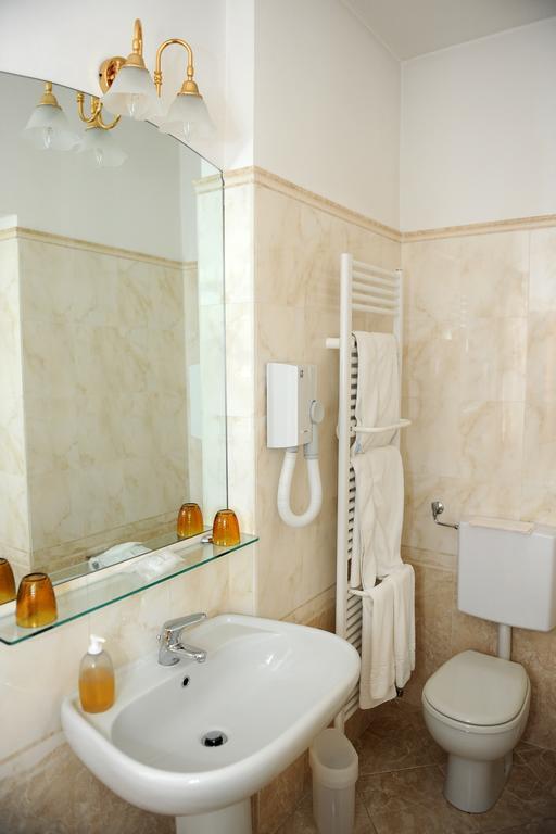 Hotel Acqui & Centro Benessere Acqui Terme Eksteriør bilde