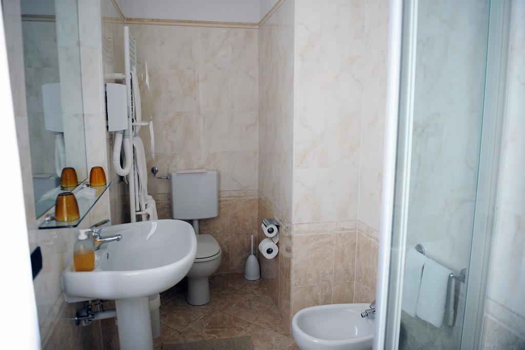 Hotel Acqui & Centro Benessere Acqui Terme Eksteriør bilde